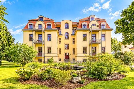 Repr&auml;sentative B&uuml;rofl&auml;che in stilvoller Villa!
