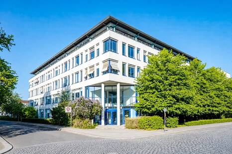 Attraktive B&uuml;rofl&auml;che in Striesen!