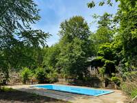 Gästehaus mit Pool Gästehaus mit Pool