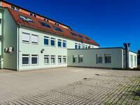 Im Hof (2)